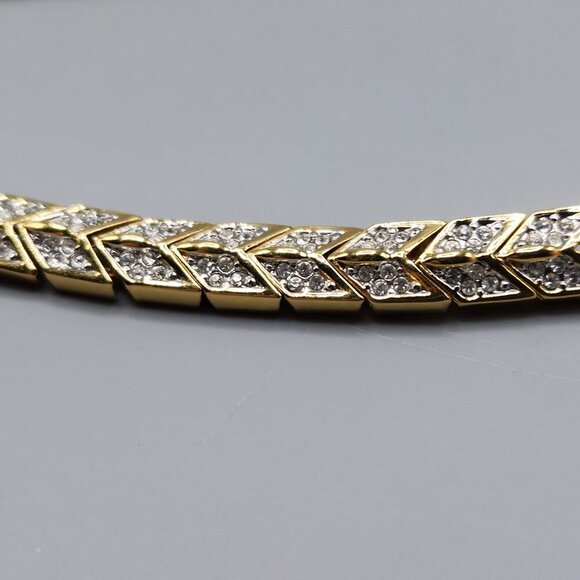 Gold Tone Chevron Tennis Bracelet 8" Clear Stone - Picture 5 of 9